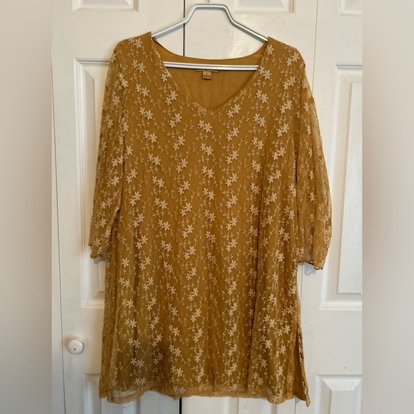 April Cornell tunic blouse - Picture 11 of 11